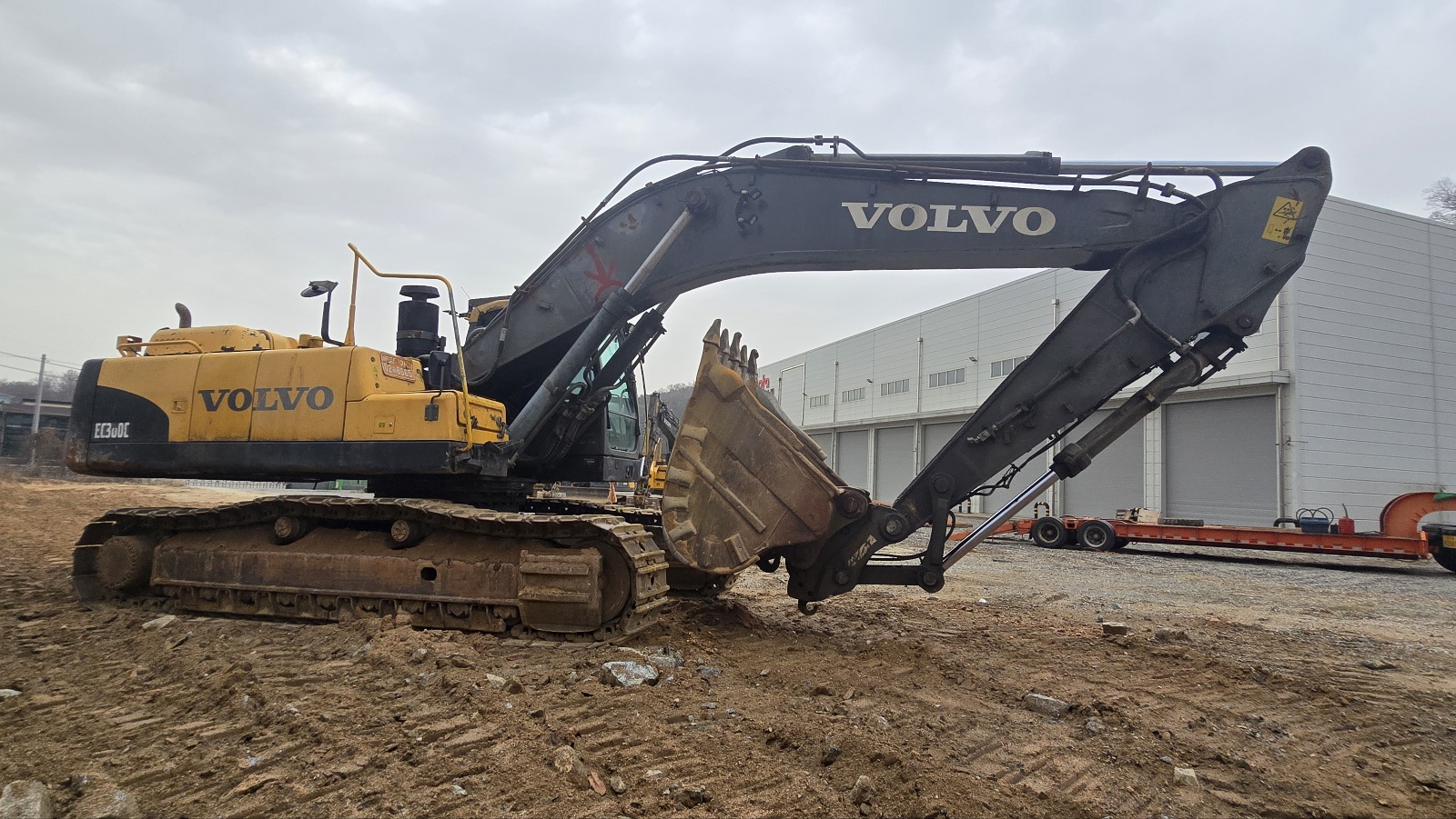 2012 VOLVO  EC360CL  판매합니다. (8665)