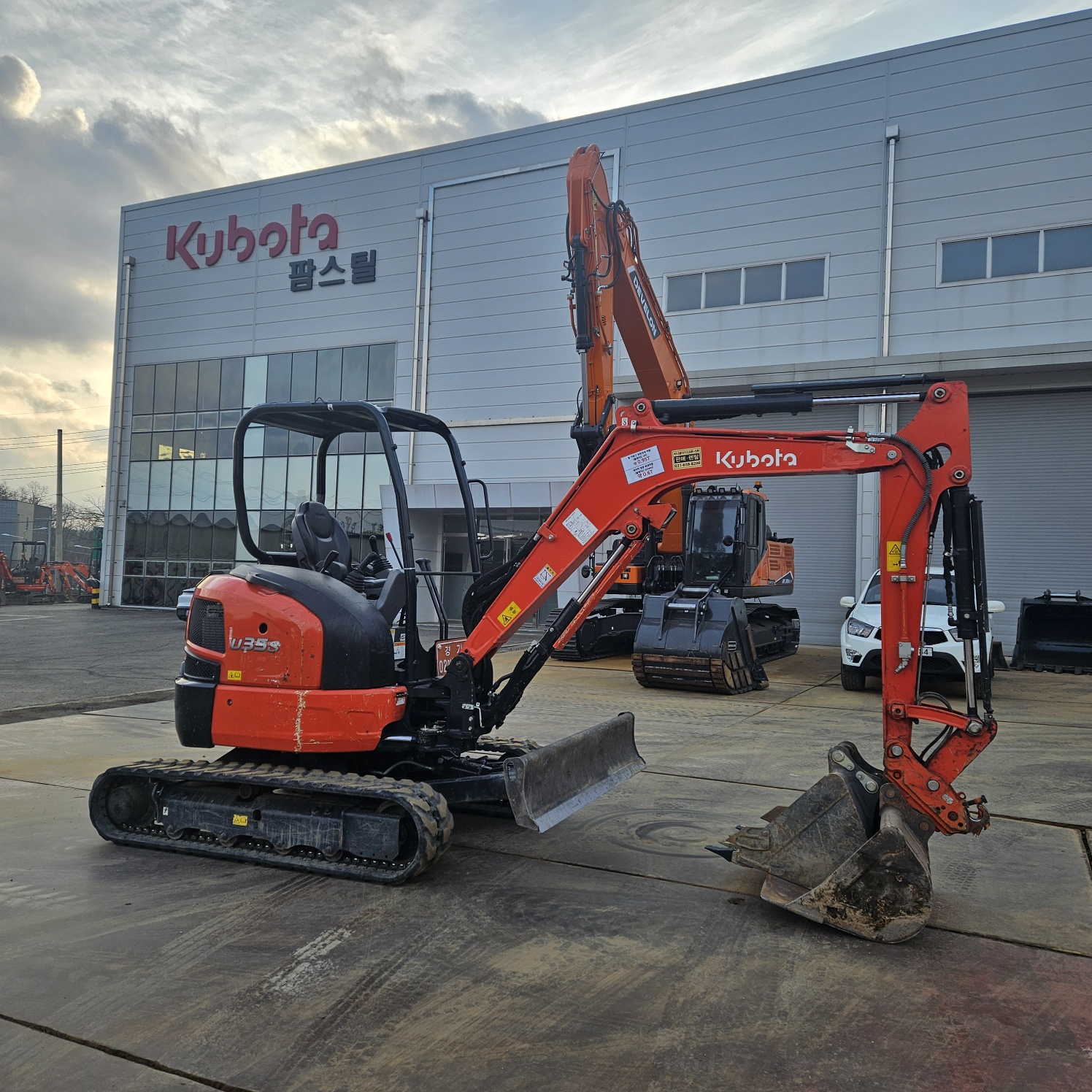 2022 구보다 U-35 굴삭기 판매합니다. (6387)